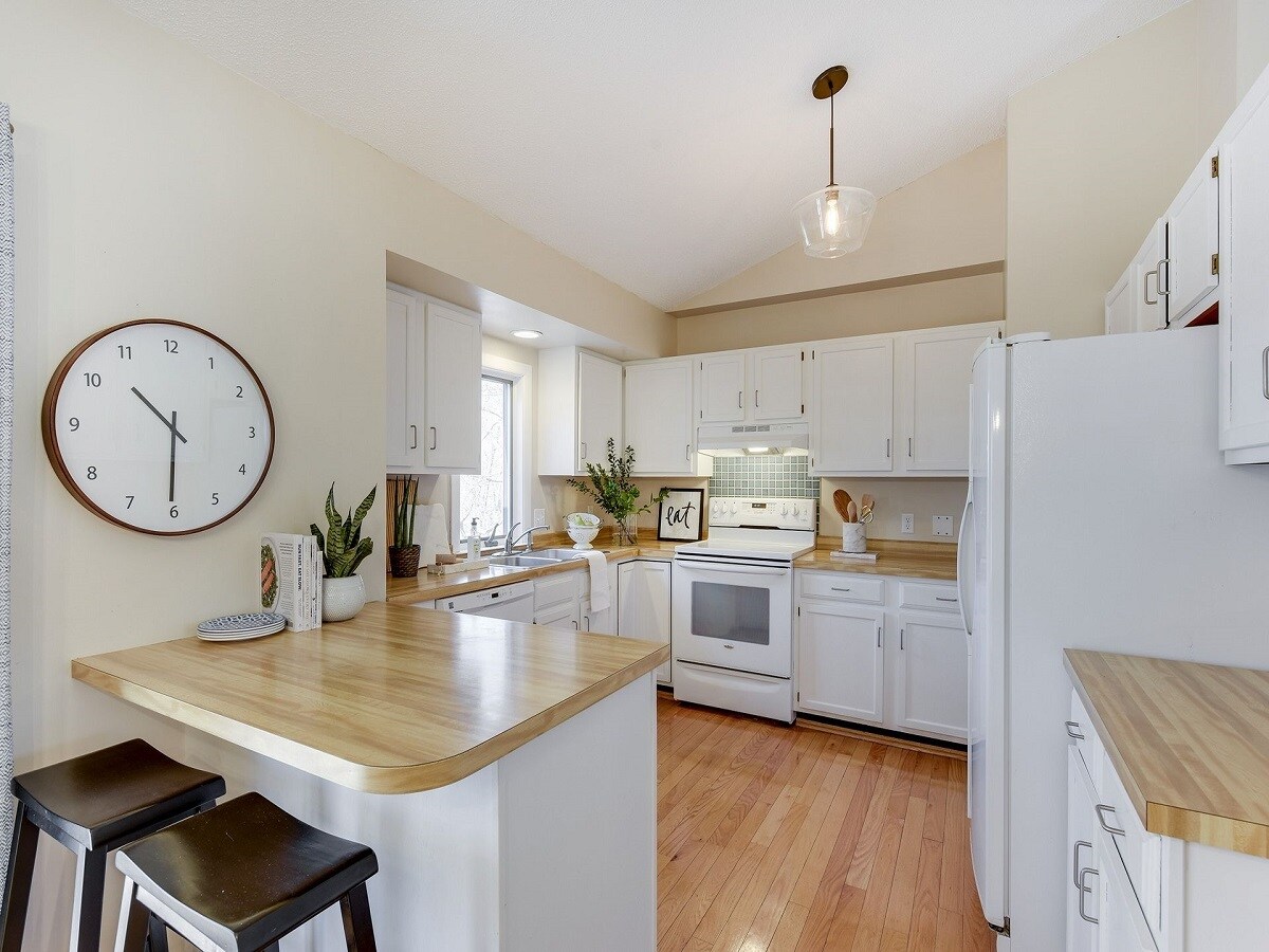 Building Photo - 17505 Rustic Hills Dr