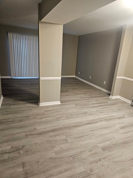 Living/ Dinning room - 732 Coventry Ln