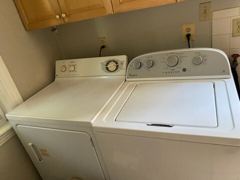 Building Photo - 183 College Ave