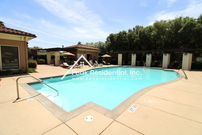 Building Photo - Beautiful Newer 1bd/1ba North Natomas Cond...