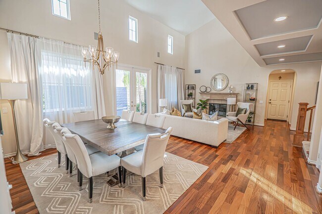 Building Photo - 4 Bedroom Home for Rent in The Woodlands!