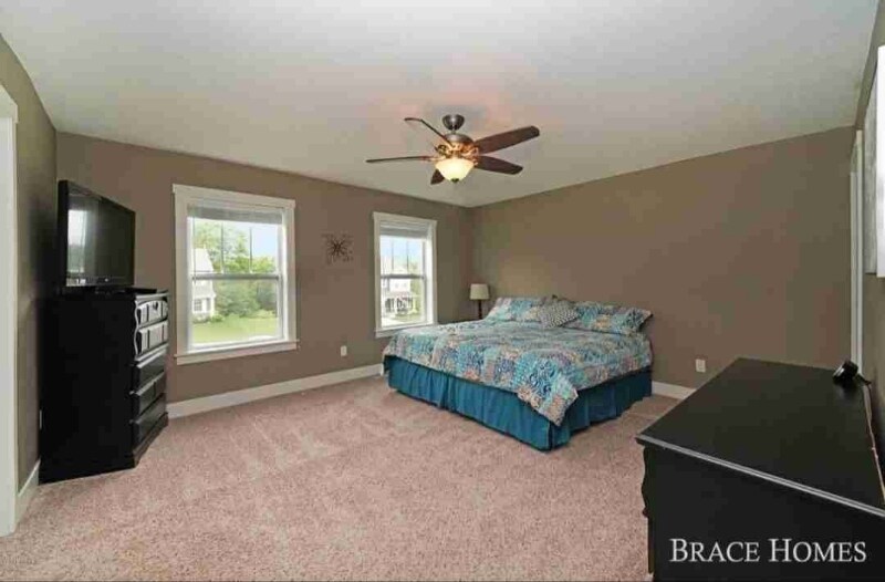 Building Photo - 717 Wild Flower Dr