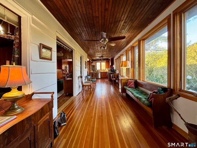 Building Photo - 10 Sunset Trail