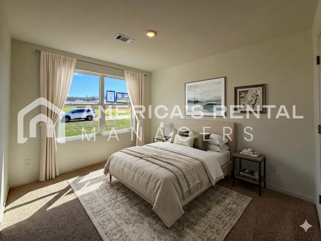 Building Photo - Sign a 13-month lease by 3/31/2026 to receive a $500 Gift Card! New Construction Home for Rent in...