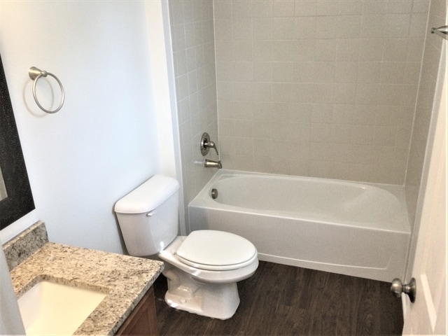 Building Photo - 426 Market St