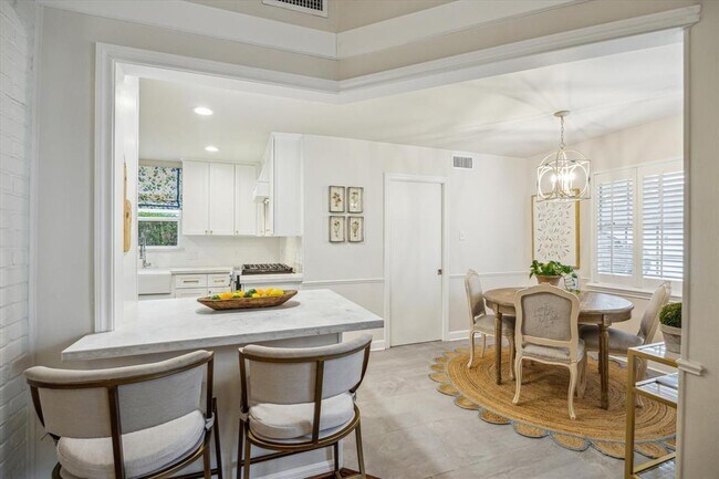 Building Photo - 7810 Pagewood Ln