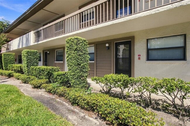 Building Photo - 3036 Eastland Blvd