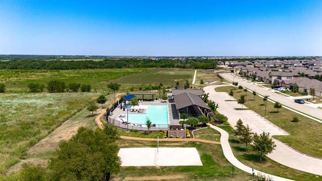 Building Photo - 904 Glover Dr