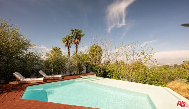 Building Photo - 3382 Scadlock Ln