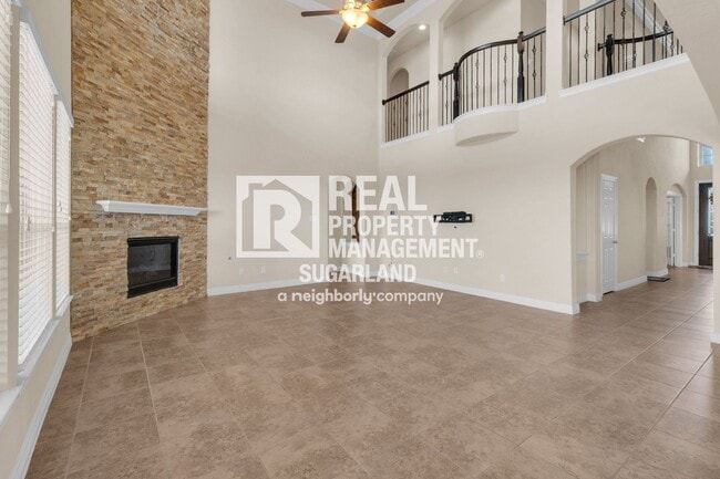 Building Photo - 18607 Pelham Grove Ln