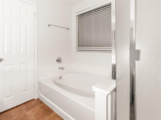 Building Photo - 4301 Latigo Cir