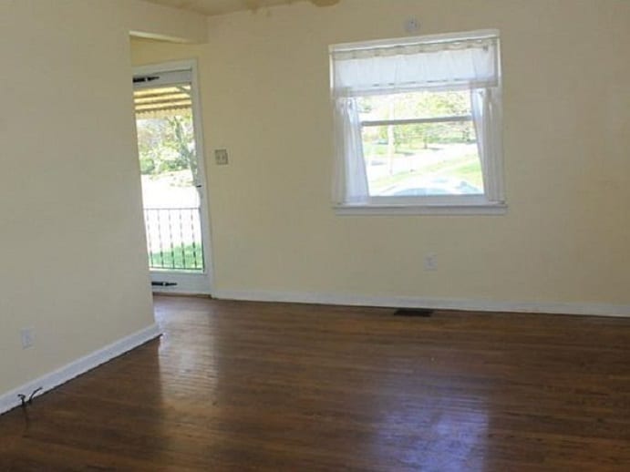Building Photo - 623 Muskogee Ave