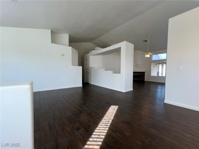 Building Photo - 7916 Thorne Pine Ave