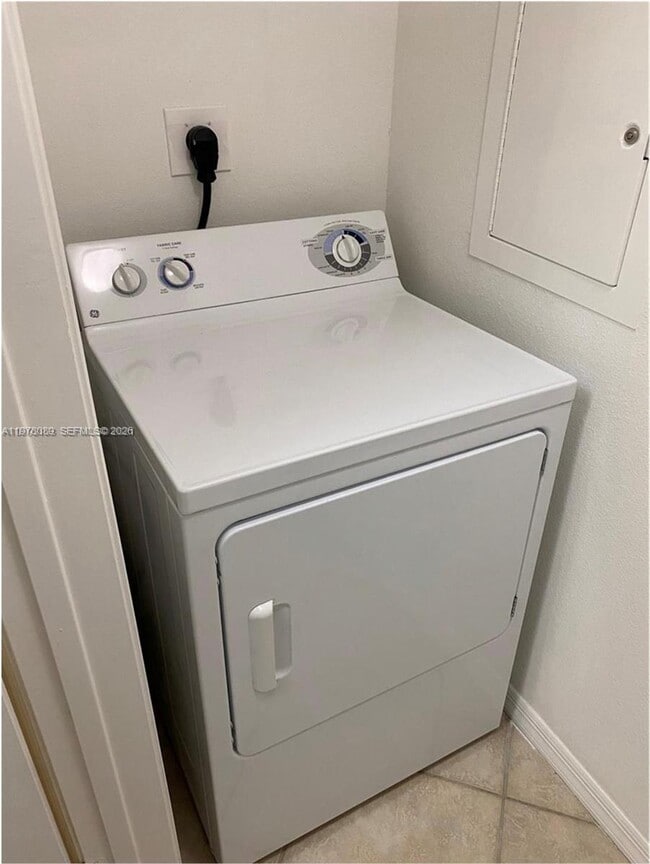 Building Photo - 6386 Emerald Dunes Dr