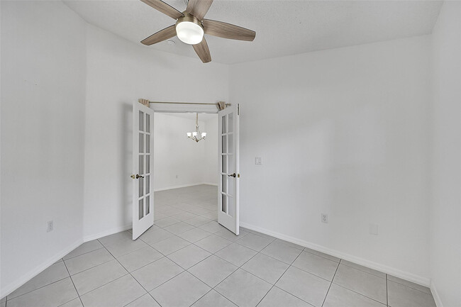 Building Photo - 5361 NW 90th Ave