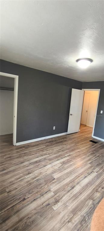 Building Photo - 2640 SW 31st Pl