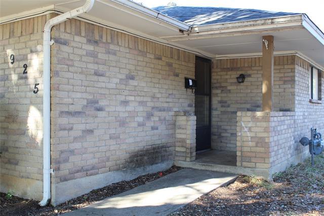 Building Photo - 925 Bluebird Dr