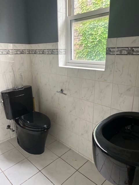 Building Photo - 8116 S Ingleside Ave