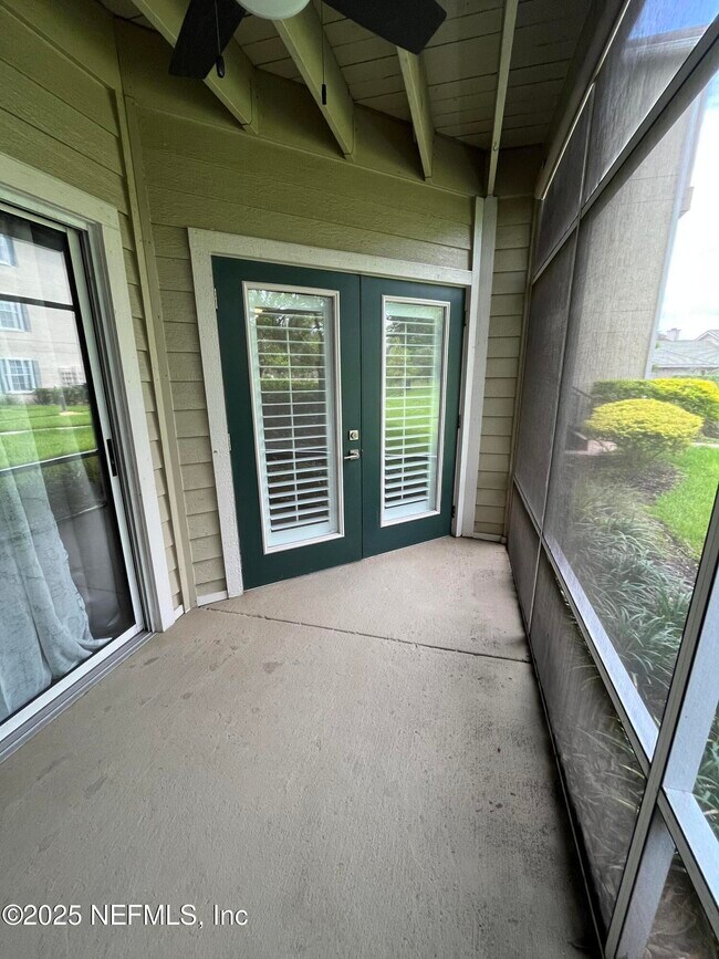 Building Photo - 200 Ironwood Dr