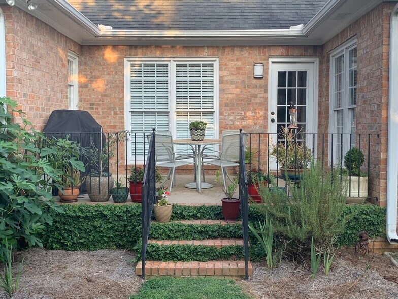 Back Patio with Natural Gas Grill (included) - 415 St. Ives Trace