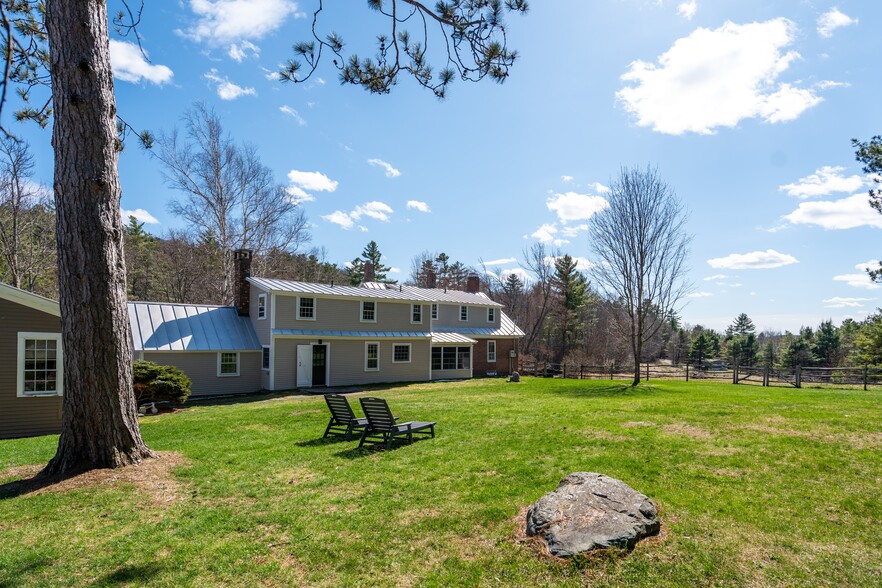 Building Photo - 994 Pearl Lake Rd