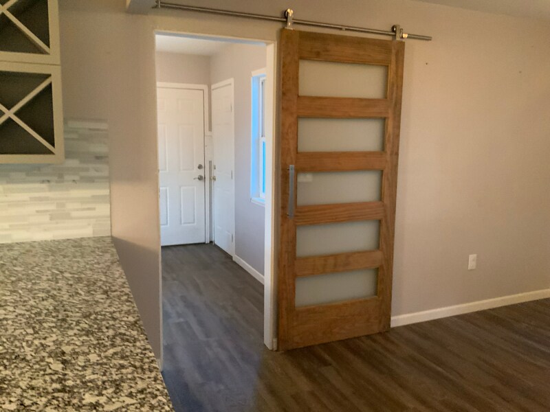 Building Photo - 1900 Van Meter Ave