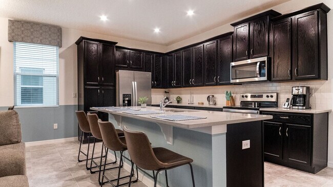 Building Photo - 8972 Amelia Downs Trail