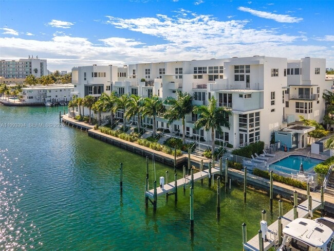 Building Photo - 41 N Shore Dr