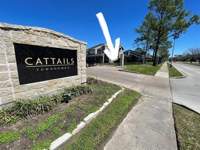 Building Photo - 6361 Cattails Ln