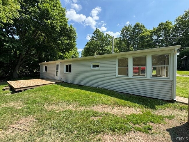 Building Photo - 21 S Skaneateles St