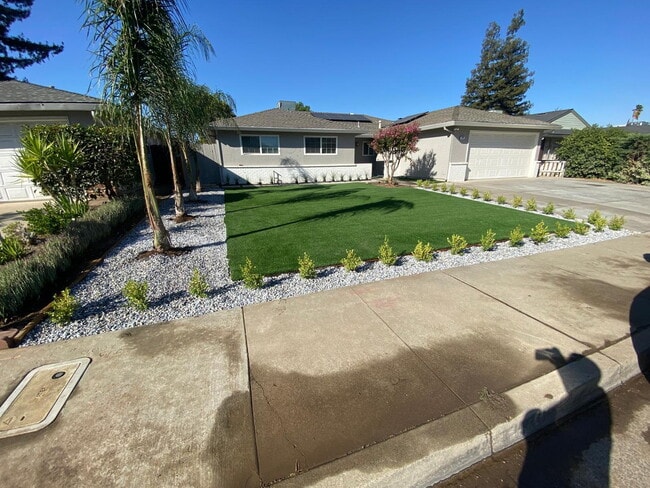 Building Photo - MOVE IN SPECIAL $500 off the rent for the ...