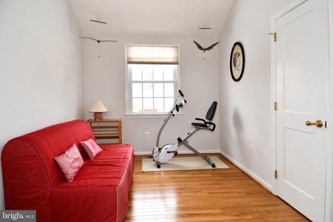 Building Photo - 854 N Liberty St