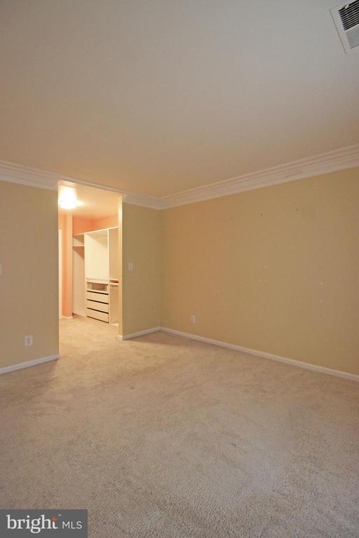 Building Photo - 6608 Jupiter Hills Cir