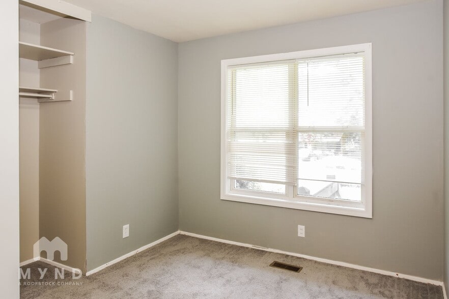 Building Photo - 3513 Rosedale Dr NW