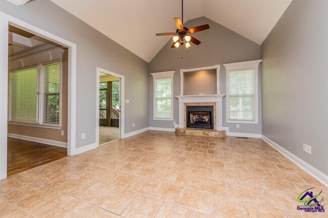 Building Photo - 303 Sage Meadows Ln