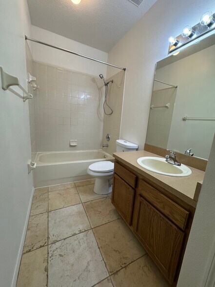 Building Photo - 30214 Goodwick Way