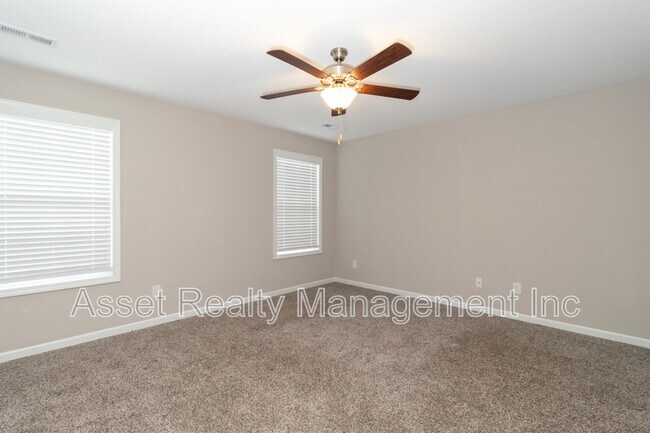 Building Photo - 8205 Zodiac Ln