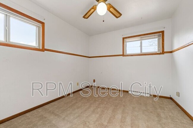 Building Photo - 1529 Alexander Cir