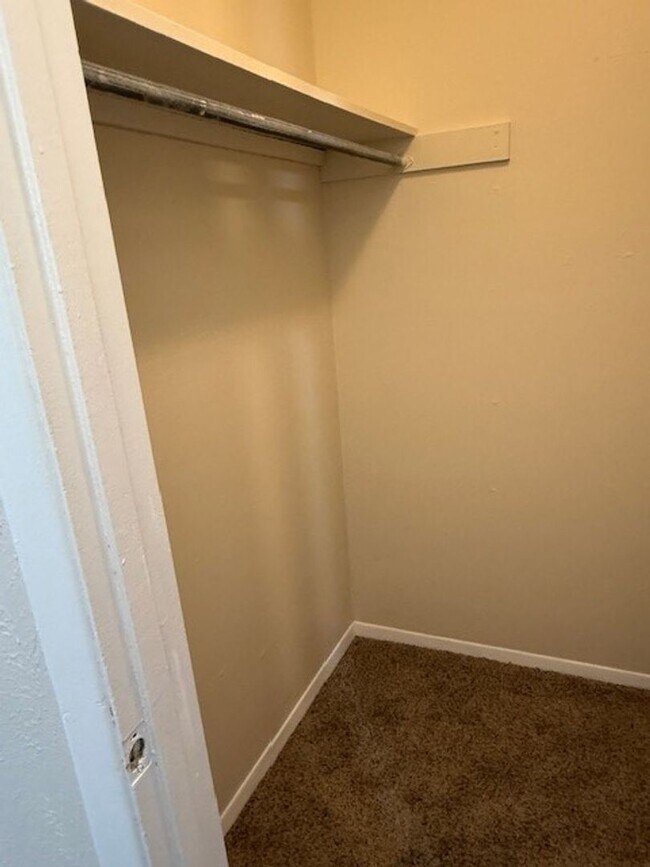 Building Photo - 6929 SW Hampshire Cir