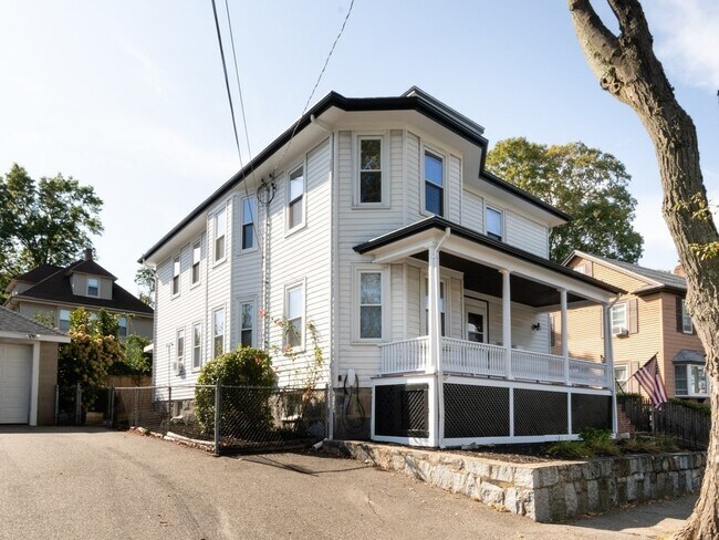 Building Photo - 65 Waldeck Rd