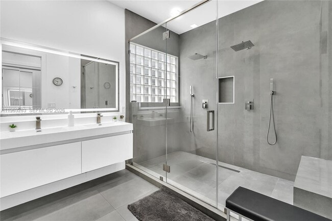 Building Photo - 5851 NW 125th Terrace