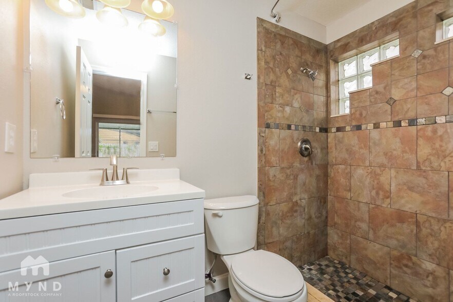Building Photo - 12137 Pilot Ct