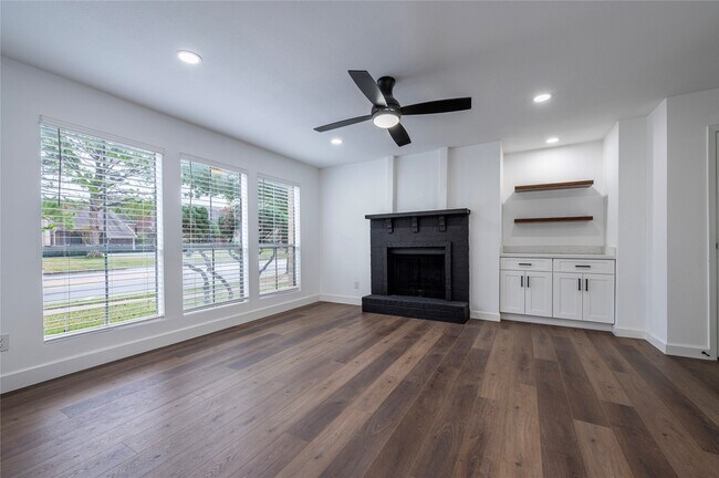 Building Photo - 1500 Bay Area Blvd