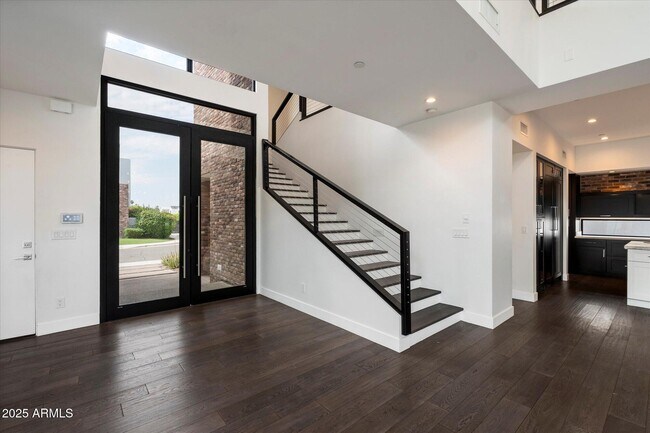 Building Photo - 4525 N 36th Way