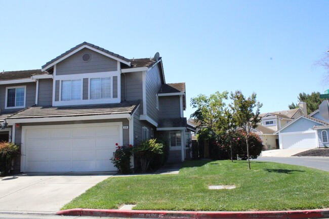Primary Photo - Updated 4 Bedroom, 2 1/2 Bathroom Townhome...