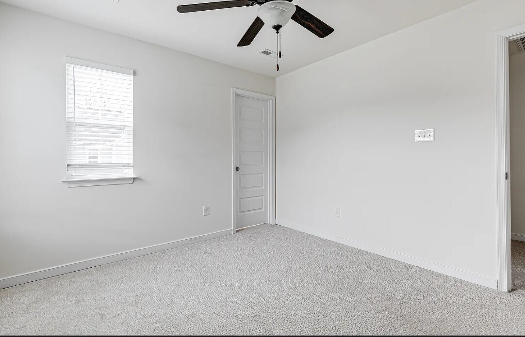 Building Photo - 5610 Benoni Ct