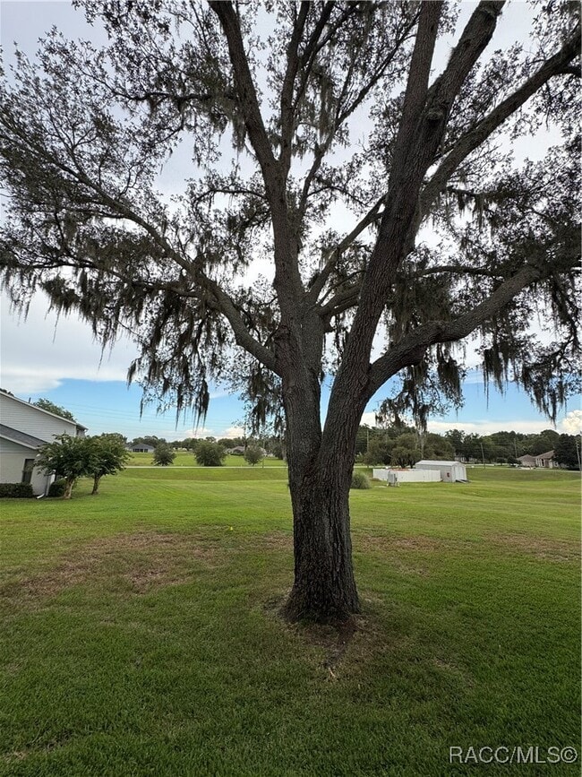 Building Photo - 790 E Gilchrist Ct