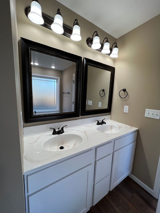 Building Photo - 145 Bald Cypress Ct