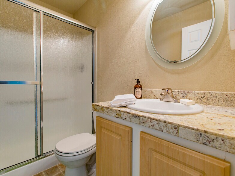 Bathroom 1 (master bedroom) - 9455 SW 146th Terrace