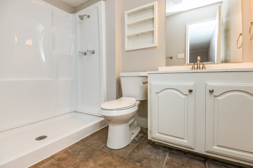Building Photo - 4301 Campion Ln